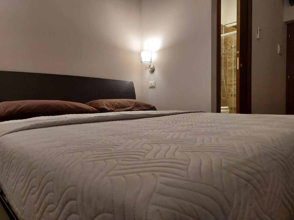 I Tre Marchi Rooms Camera Sabbia แตร์โมลิ ภายนอก รูปภาพ